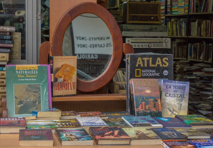 www.liquidadoradelibros.cl - libros san diego baratos- venta de libros-  venta de libros en san diego- venta de libros baratos- libreria- librerias